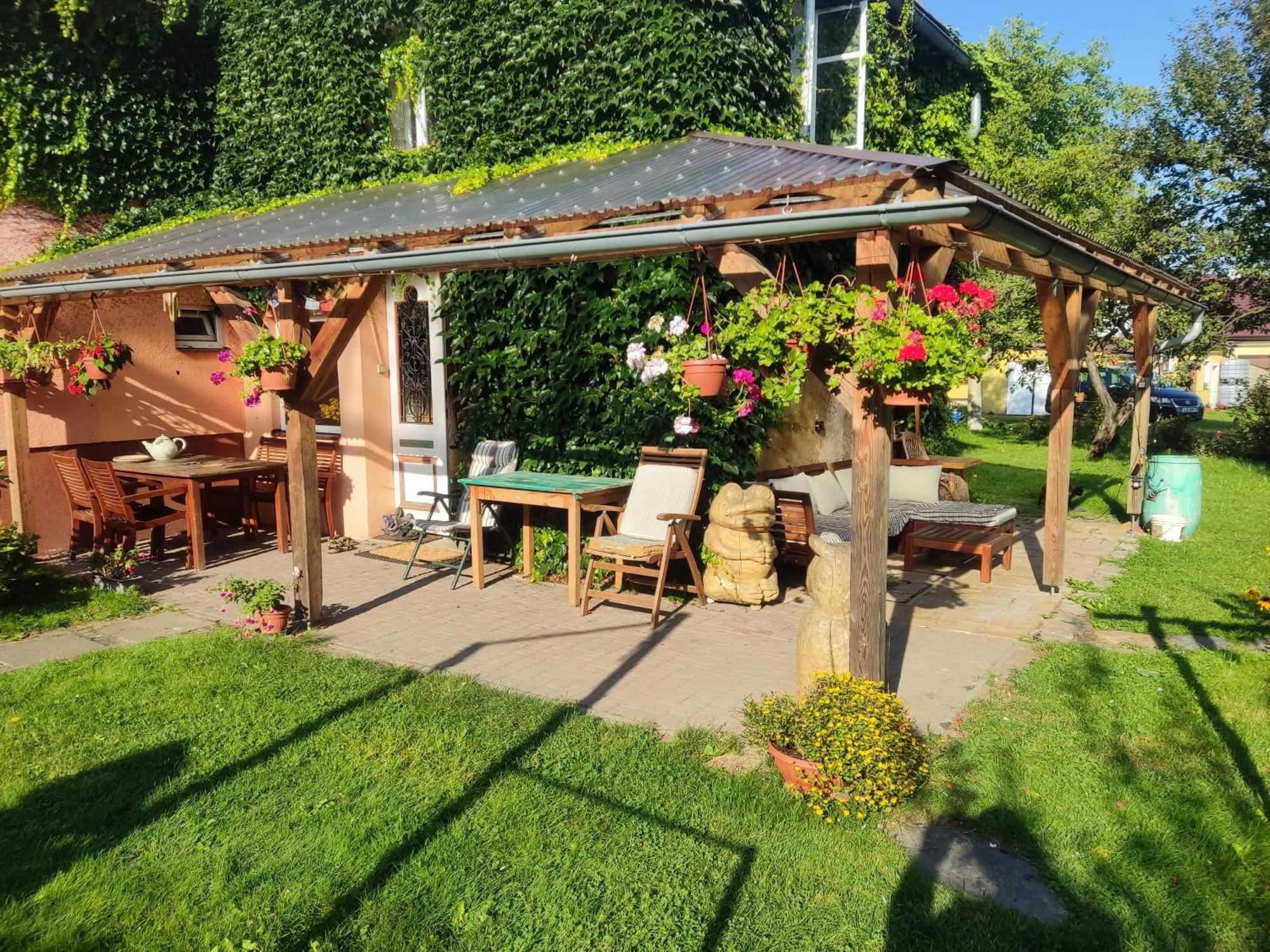 Apartment In Blossom Garden Nove Mesto pod Smrkem Exterior foto